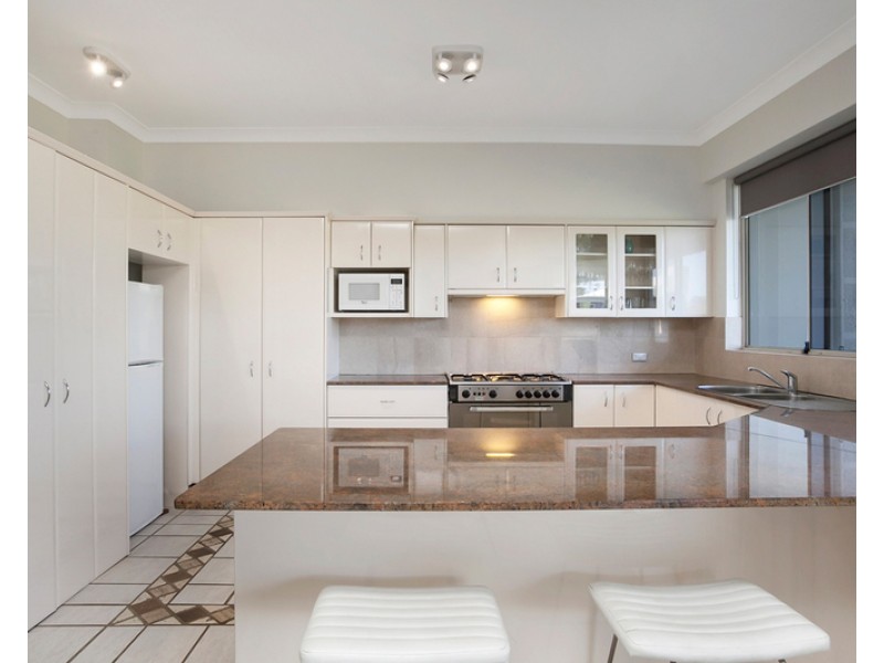 4/120 Narrabeen Park Parade, Warriewood NSW 2102