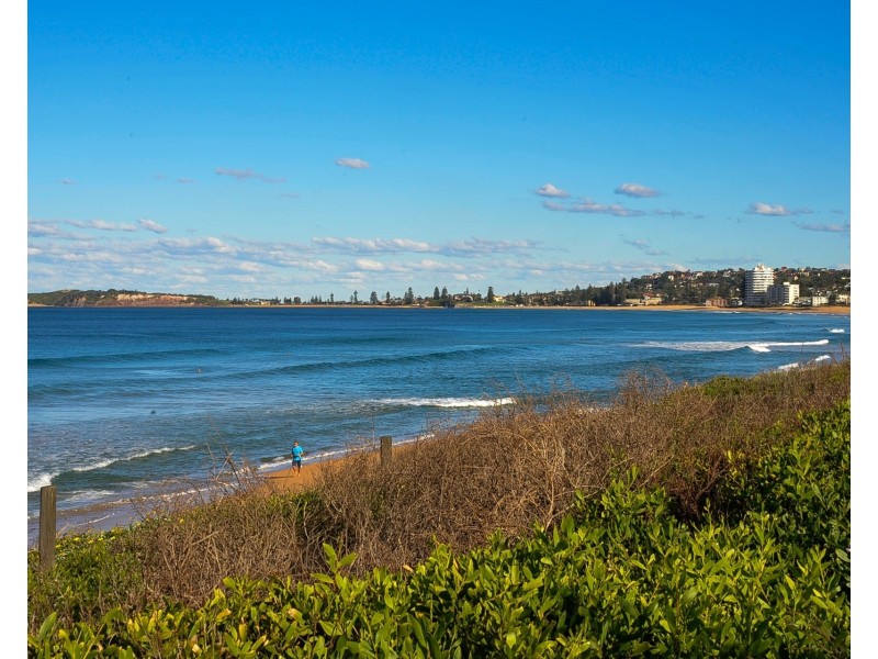 30a Gondola Road, North Narrabeen NSW 2101