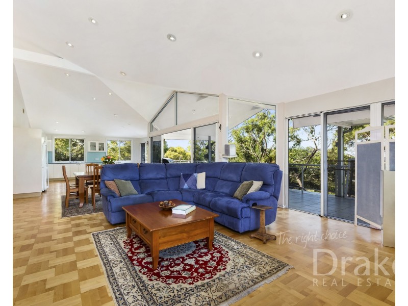 70 Woorarra Avenue, North Narrabeen NSW 2101