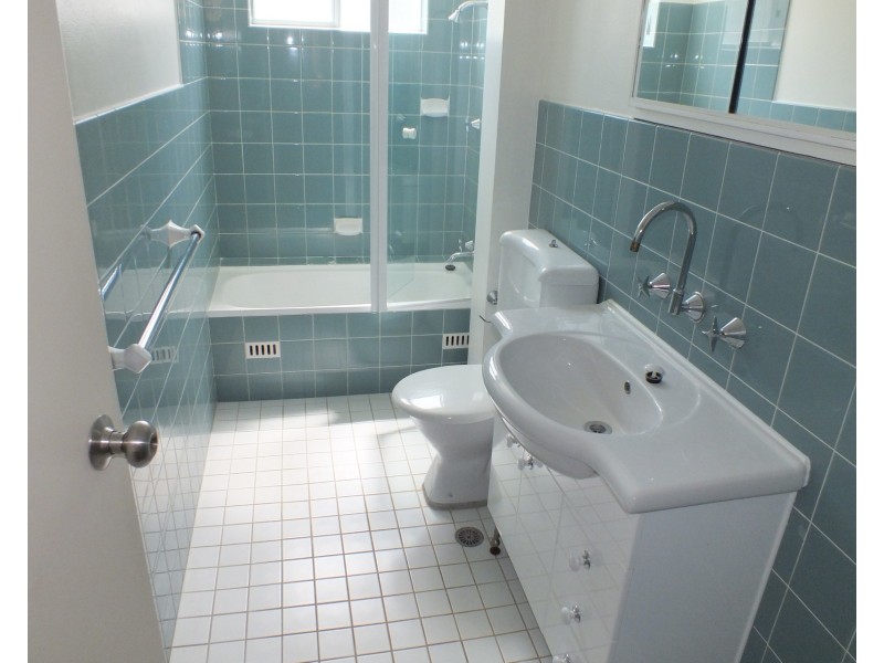 2/23 Devitt Street, Narrabeen NSW 2101