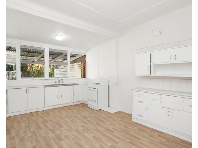 29 Palm Road, Newport NSW 2106