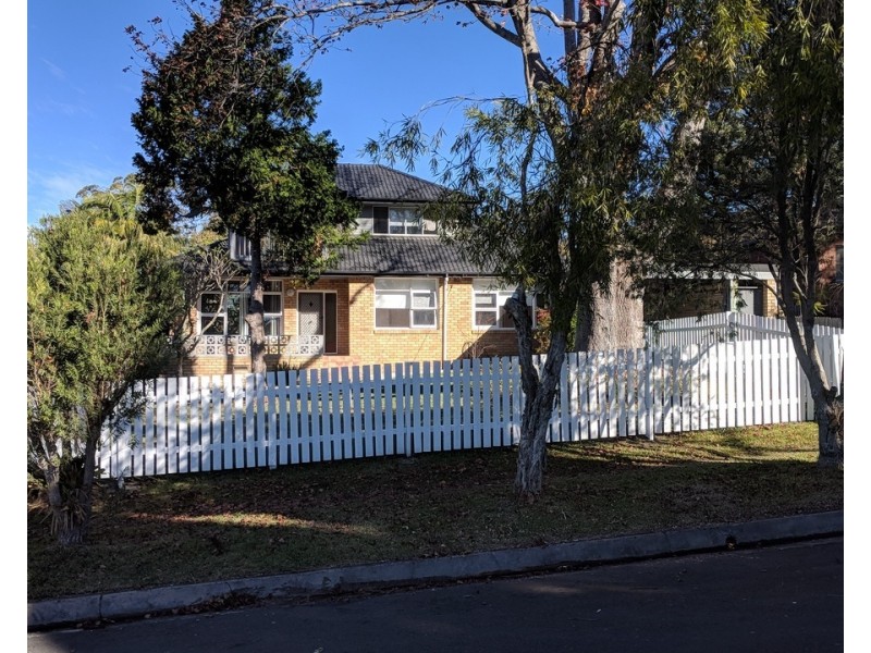 7 St Andrews Gate, Elanora Heights NSW 2101