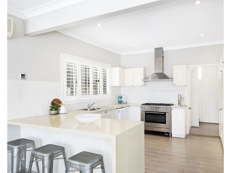 62 Taiyul Road, North Narrabeen NSW 2101