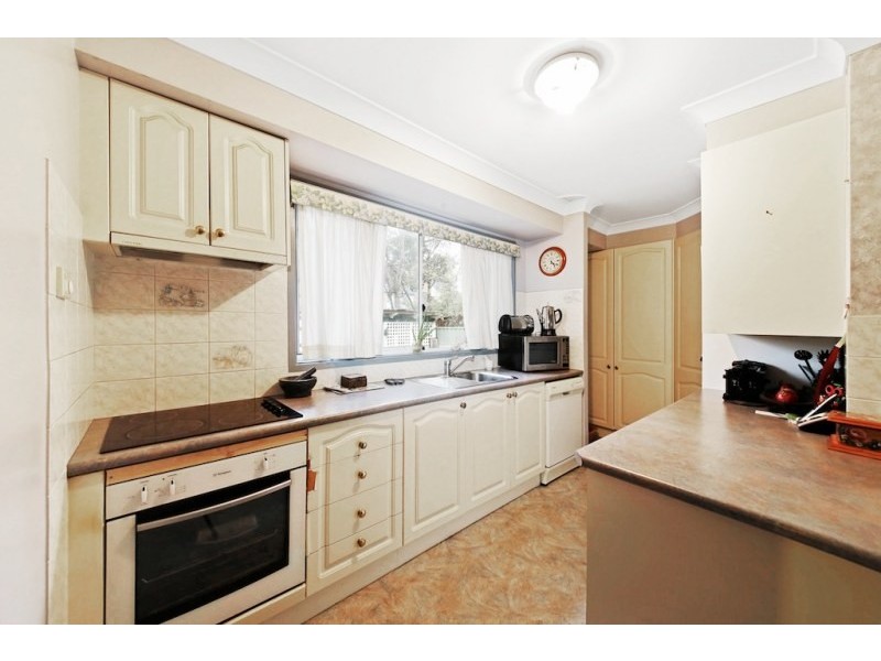146 Helicia Road, Macquarie Fields NSW 2564