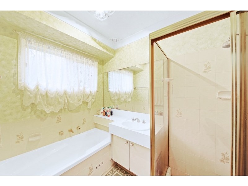 146 Helicia Road, Macquarie Fields NSW 2564
