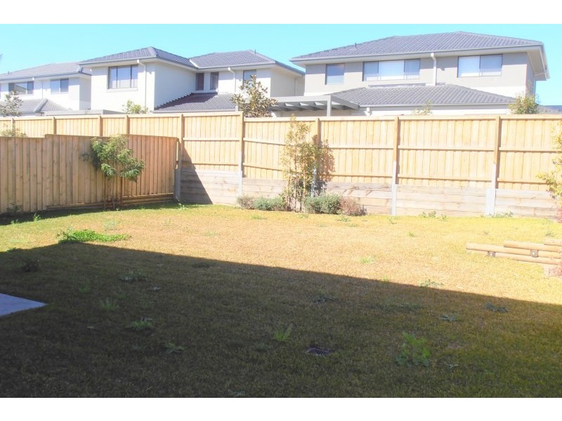 2 Brothers Lane, Glenfield NSW 2167