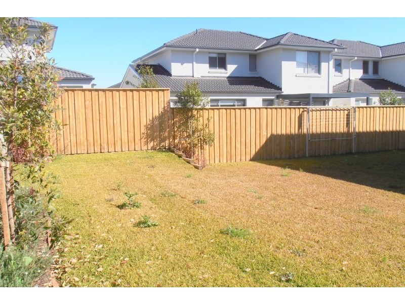 2 Brothers Lane, Glenfield NSW 2167