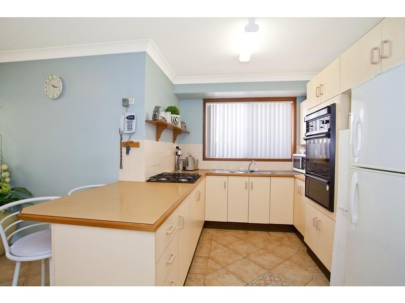 6 Kemp Place, Minto NSW 2566