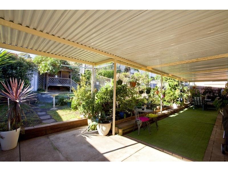 6 Kemp Place, Minto NSW 2566