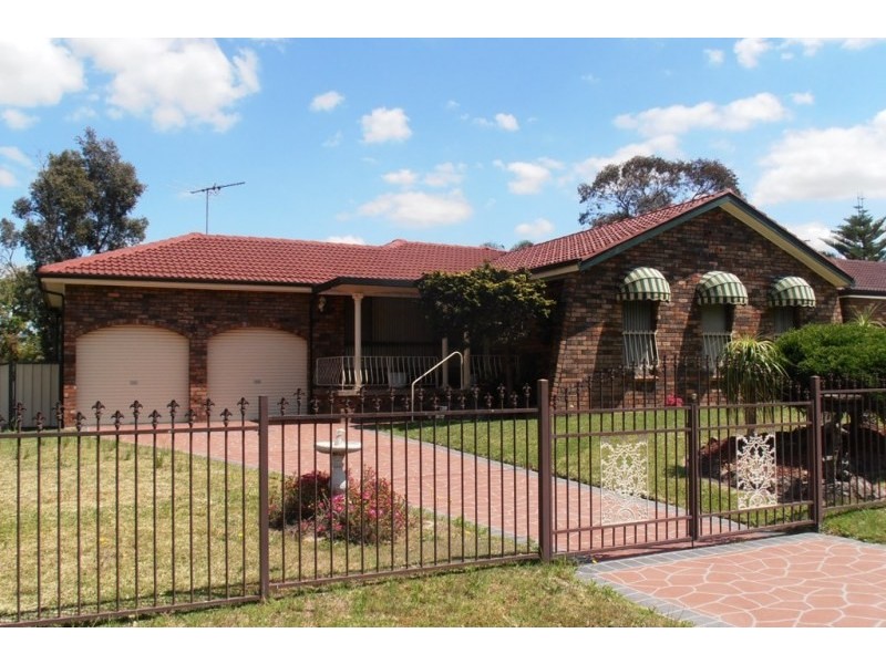 18 Radcliffe Street, Ingleburn NSW 2565