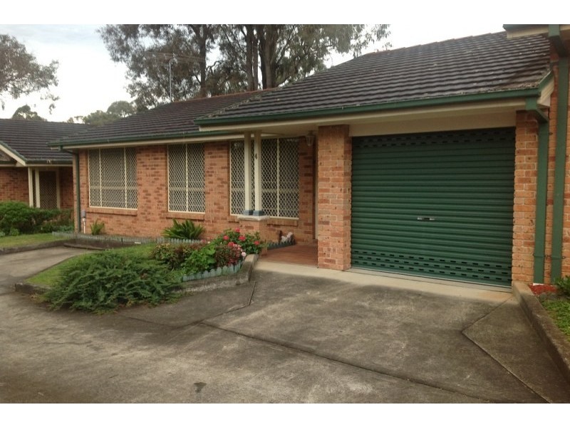 4/32 Kings Road, Ingleburn NSW 2565