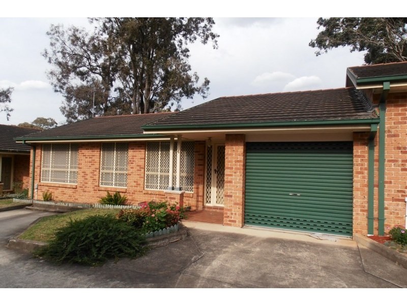4/32 Kings Road, Ingleburn NSW 2565