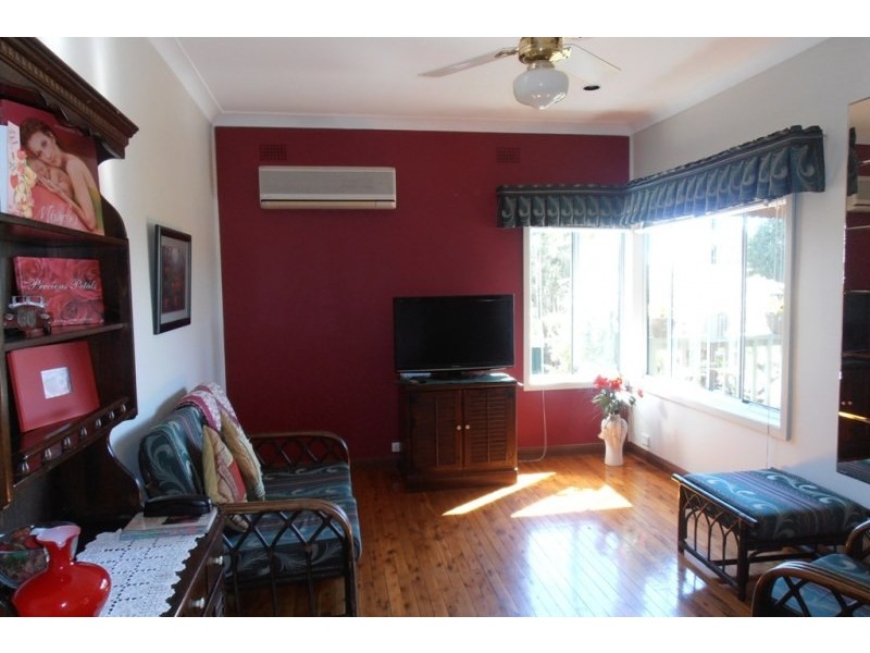 13 Carcoola Street, Campbelltown NSW 2560