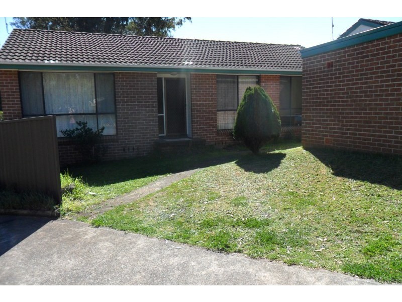 41/27 Waratah Crescent, Macquarie Fields NSW 2564