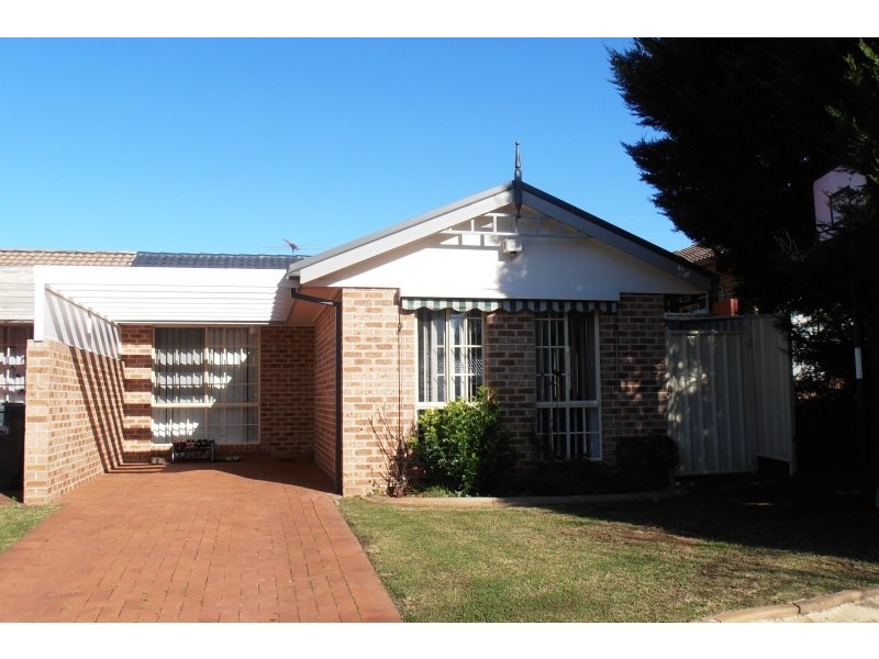 9B Pontiac Place, Ingleburn NSW 2565