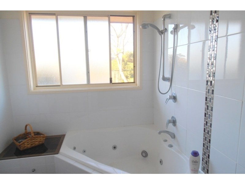 Macquarie Fields NSW 2564