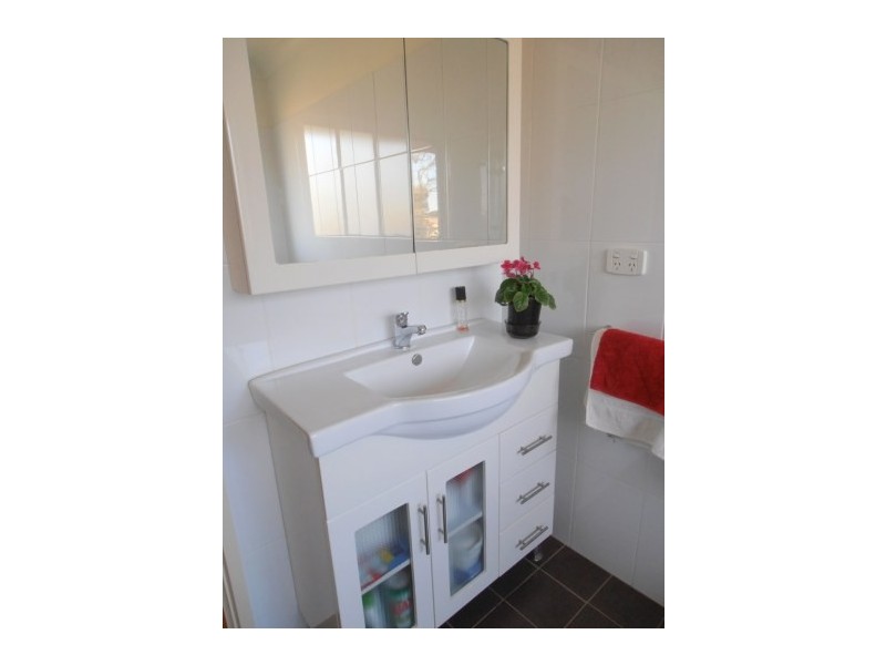 Macquarie Fields NSW 2564