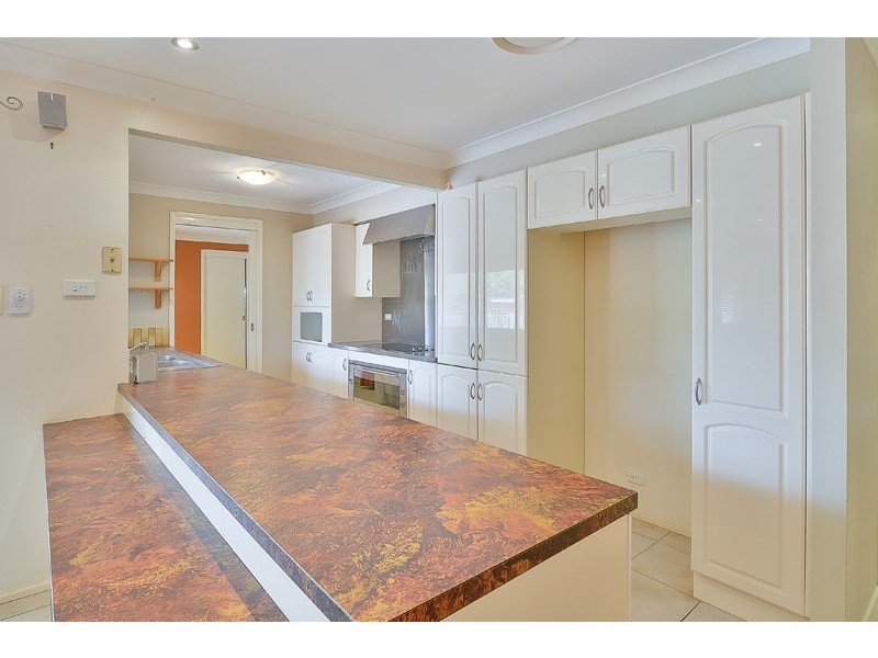 11 Peugeot Drive, Ingleburn NSW 2565