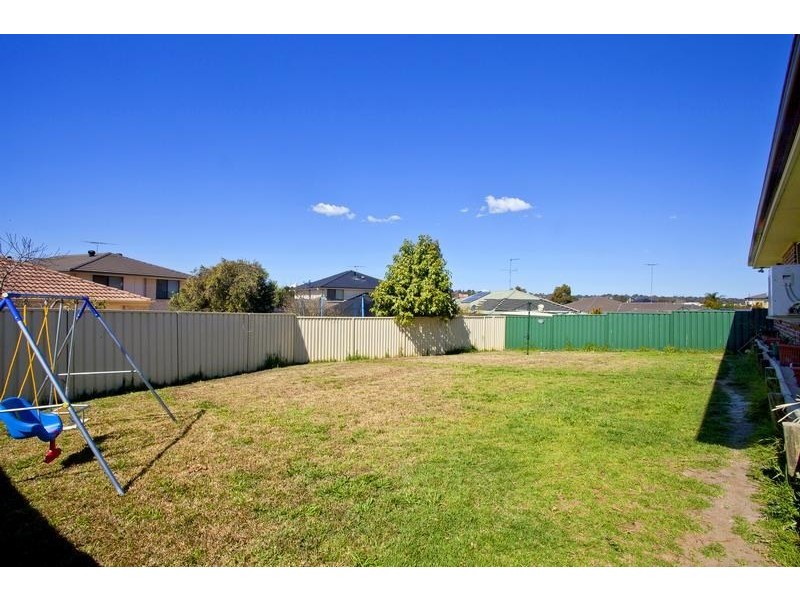 9 St. Agnes Way, Blair Athol NSW 2560