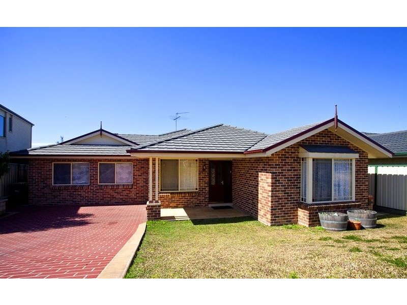 9 St. Agnes Way, Blair Athol NSW 2560