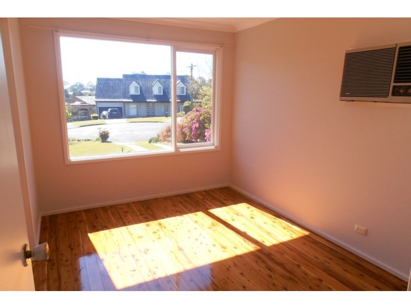 6 Banksia Place, Ingleburn NSW 2565