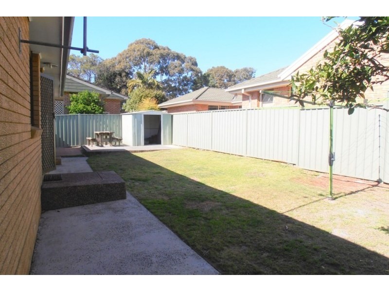 6 Banksia Place, Ingleburn NSW 2565