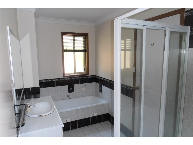 50 McLaren Place, Ingleburn NSW 2565