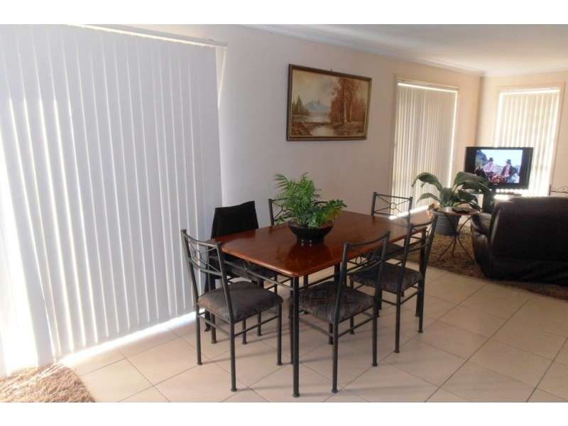 Macquarie Links NSW 2565