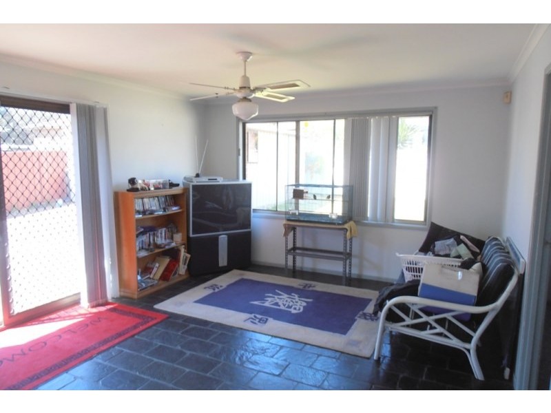 4 Memphis Place, Minto NSW 2566