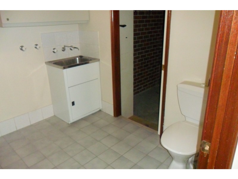 2/19 Azalea Place, Macquarie Fields NSW 2564