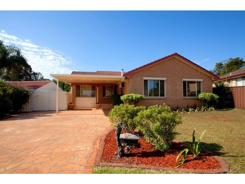 1 Coucal Avenue, Ingleburn NSW 2565