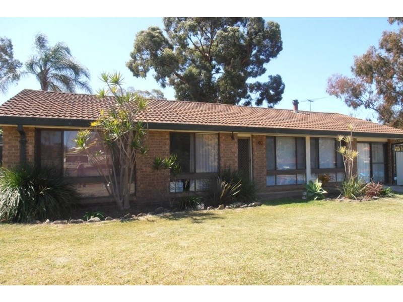 1 Talc Place, Eagle Vale NSW 2558