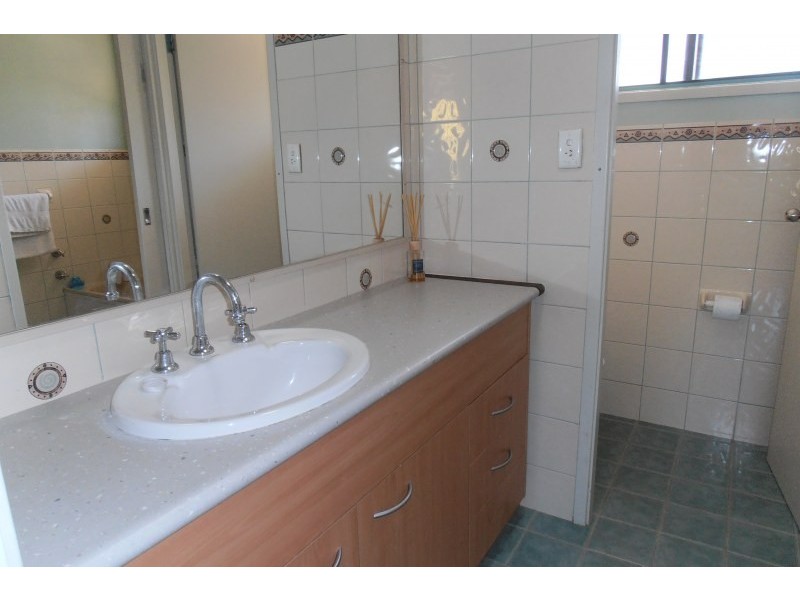 1 Talc Place, Eagle Vale NSW 2558