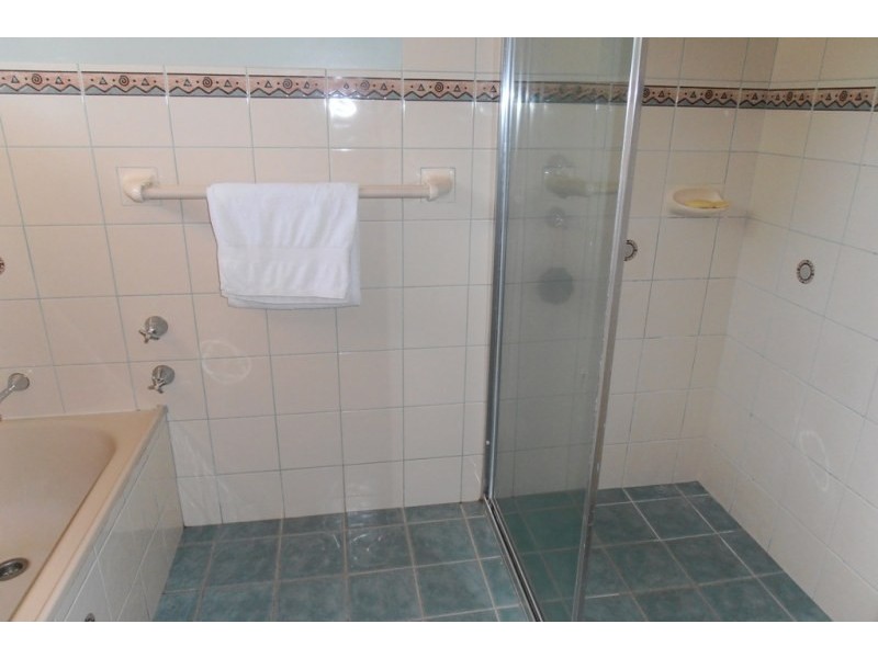 1 Talc Place, Eagle Vale NSW 2558