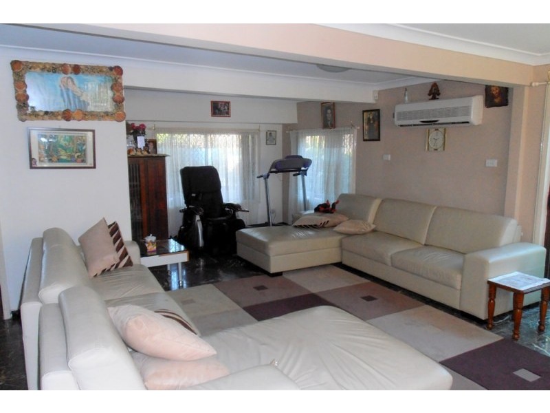 Eschol Park NSW 2558