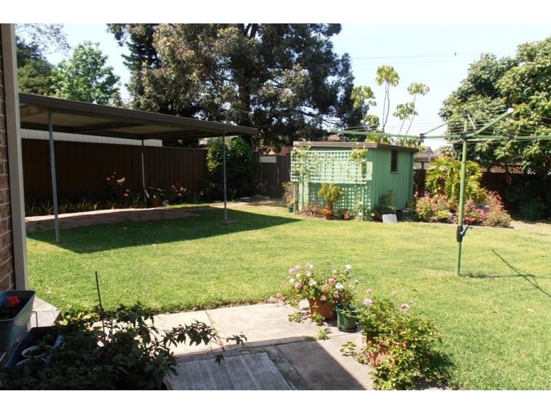 12 Lisson Place, Minto NSW 2566