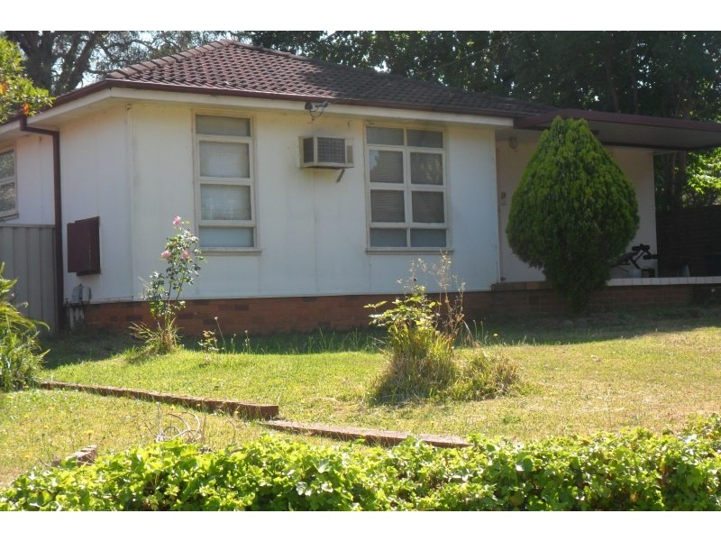 8 Koala Street, Ingleburn NSW 2565