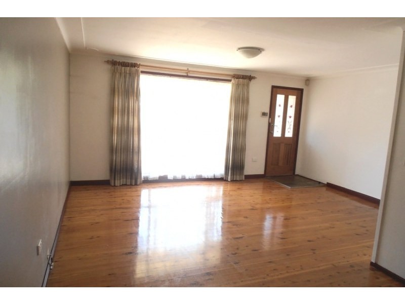 Macquarie Fields NSW 2564