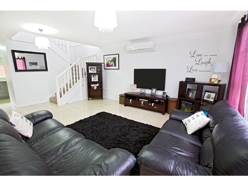 1/12 Kitson Place, Minto NSW 2566