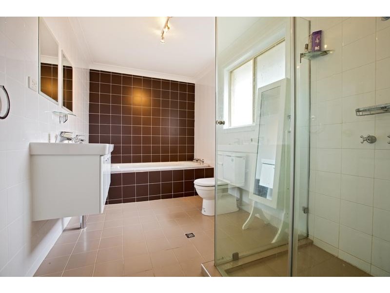 1/12 Kitson Place, Minto NSW 2566