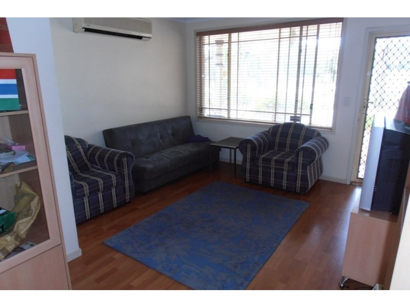 2/1 Macquarie Road, Ingleburn NSW 2565