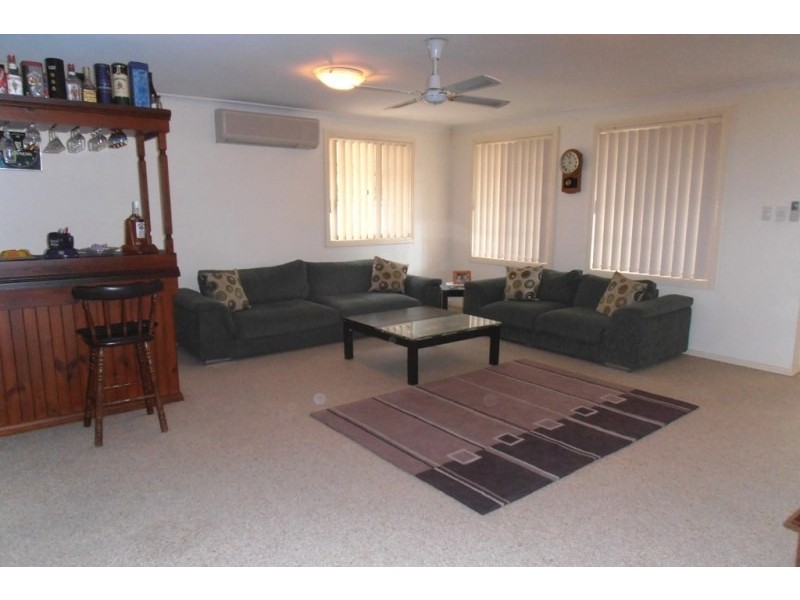 14 Wolseley Place, Ingleburn NSW 2565