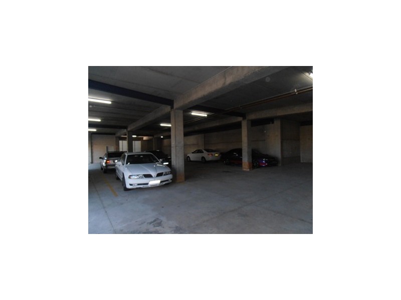 2/2 Oxford Road, Ingleburn NSW 2565