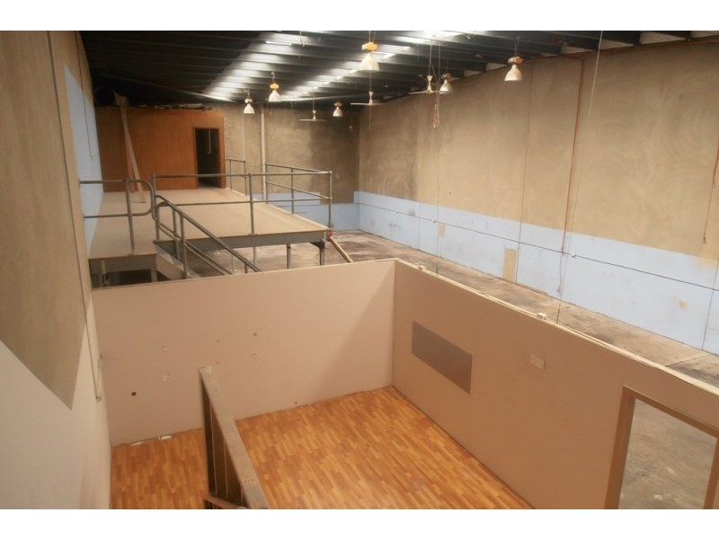 5 Kerr Road, Ingleburn NSW 2565