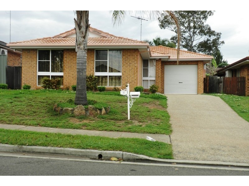 9 Blackwood Avenue, Minto NSW 2566
