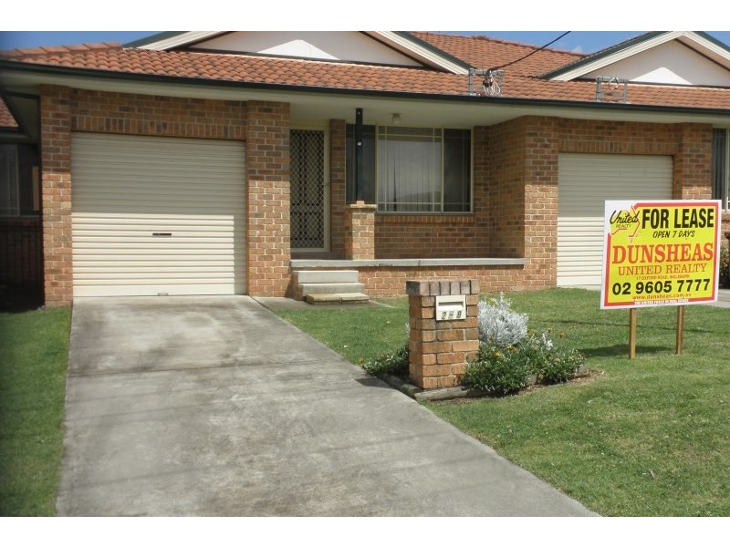 2/9 Saywell Road, Macquarie Fields NSW 2564