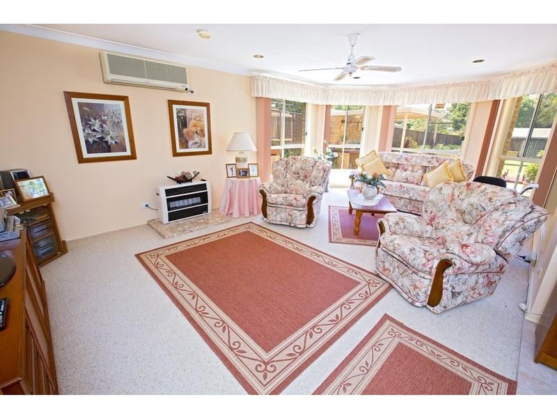 5 Elcho Close, Green Valley NSW 2168