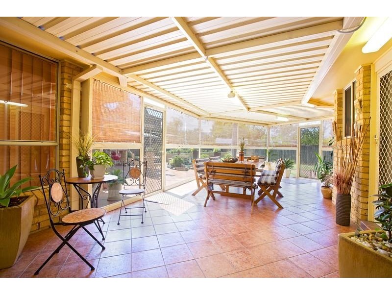 5 Elcho Close, Green Valley NSW 2168