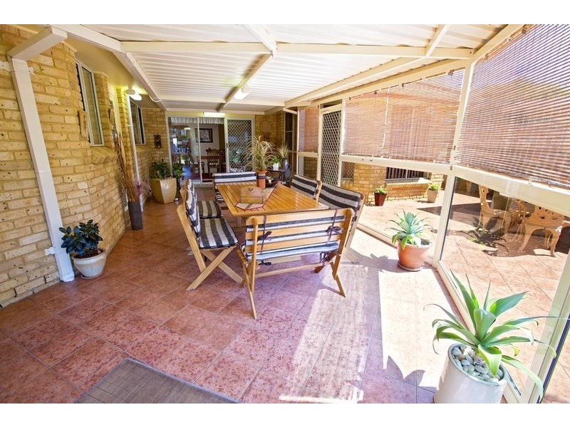 5 Elcho Close, Green Valley NSW 2168