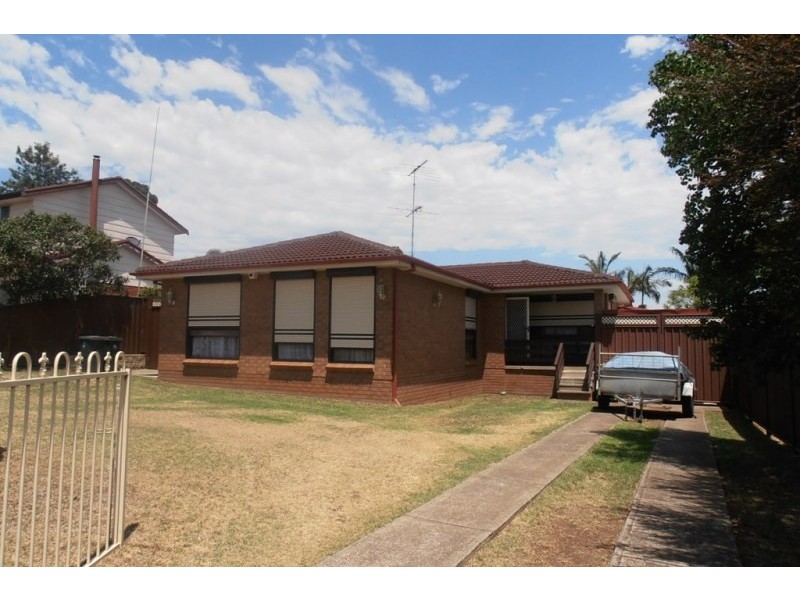30 Stromferry Crescent, St Andrews NSW 2566